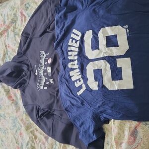 Boys' Yankees Nike Sweatshirt (Size Kids Large (14-16) and Nike LeMahieu T-Shirt